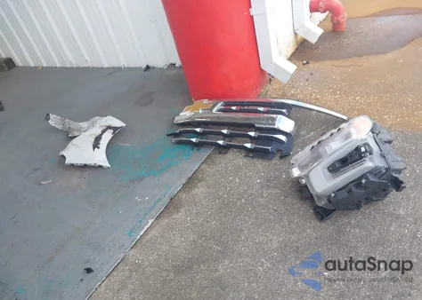 2024 Chevrolet Silverado 1500 4Wd Short Bed Ltz z USA, uszkodzony, nr VIN 1GCUDGED2RZ312405